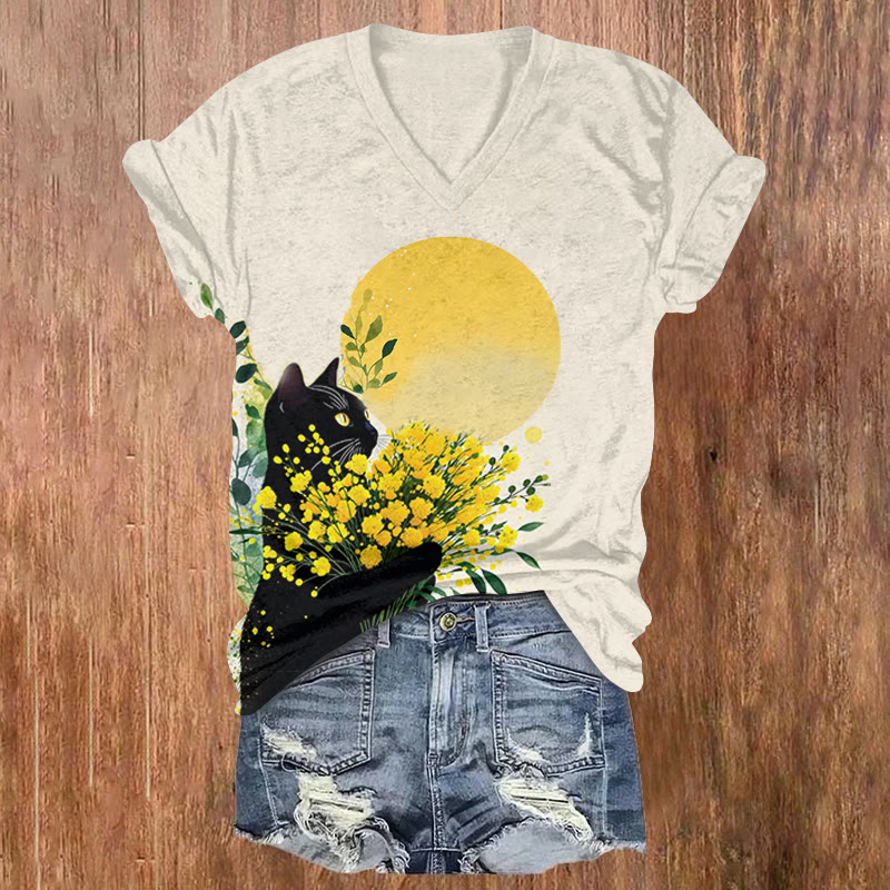 A Sunset Motif Of A Cat Holding A Bouquet Printed Short Sleeved V-neck T-shirt - White - US32-34(5XL) - image 1