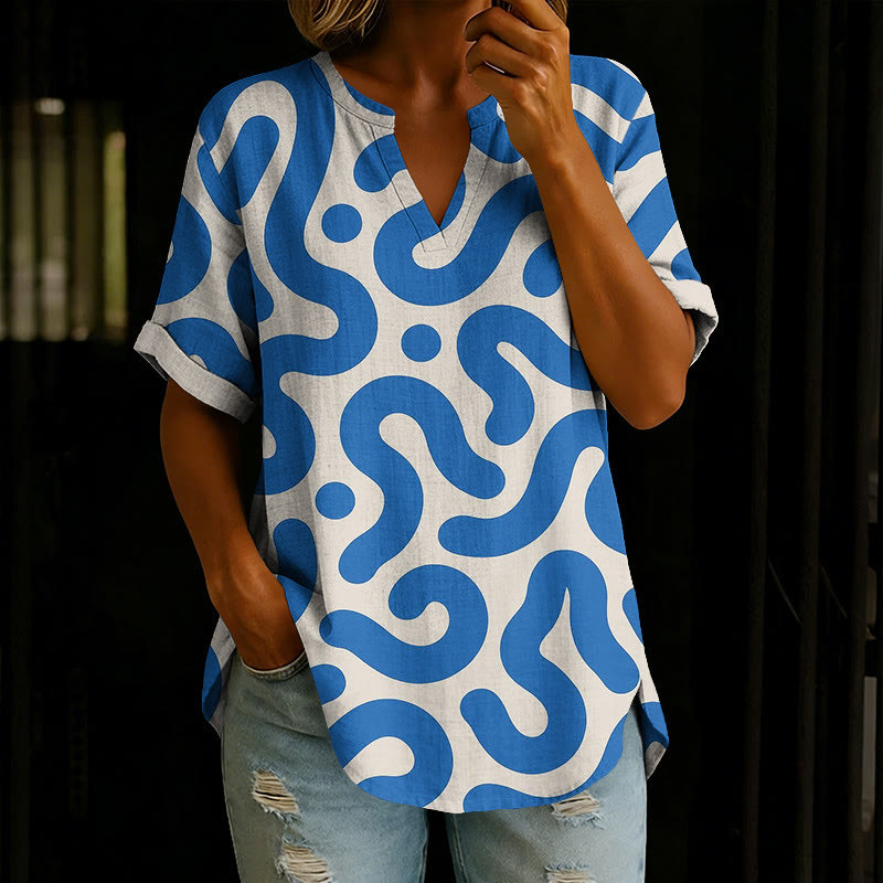 Chic Blue Pattern Print V-neck Short Sleeve Casual Blouse - White - 5XL - image 1