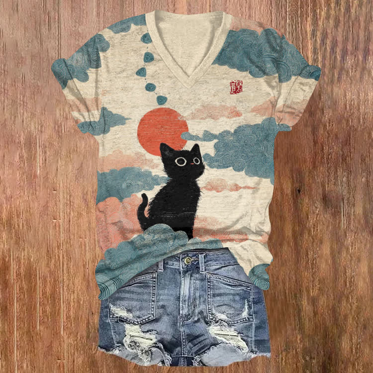 Japanese Cloud-Layer Black Cat Pattern Print Short Sleeved V-Neck T-Shirt - Apricot - US32-34(5XL) - image 1