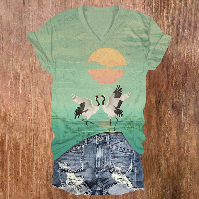 Japanese Loving Couple Crane Playing By The Lake Print V-neck T-shirt - Green - US32-34(5XL) - image 3