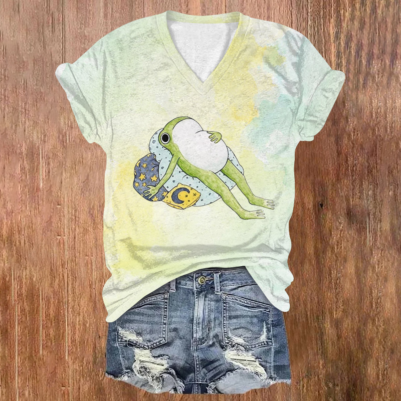 A Fun-loving, Lying-down Frog Printed Short Sleeved V-neck T-shirt - Light Green - US32-34(5XL) - image 1