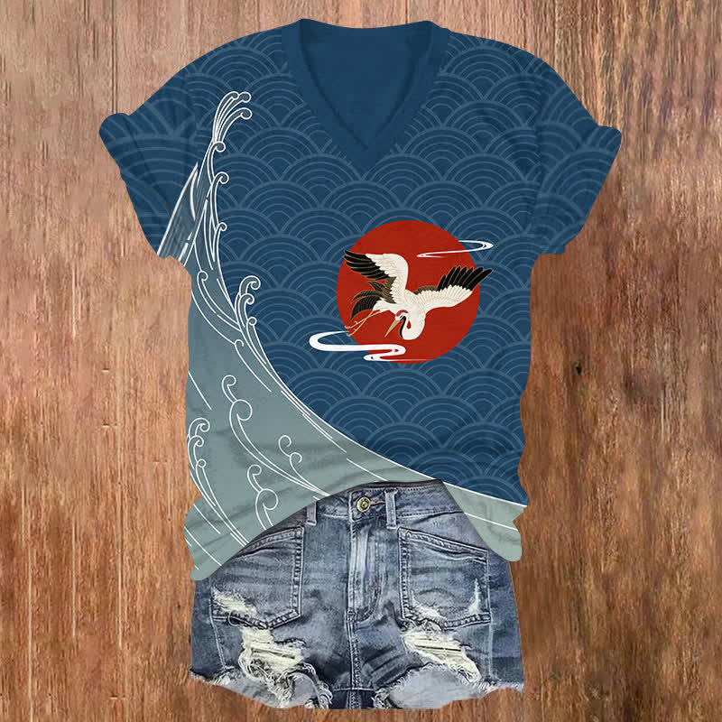 Japanese Vintage Wave Pattern & Crane Print V-neck T-shirt - Dark Blue - US32-34(5XL) - image 3
