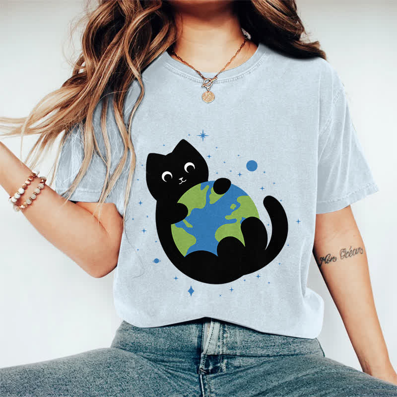 100% Cotton Funny Cat Holding The Earth Art Print T-shirt - Light Blue - 2XL - image 6