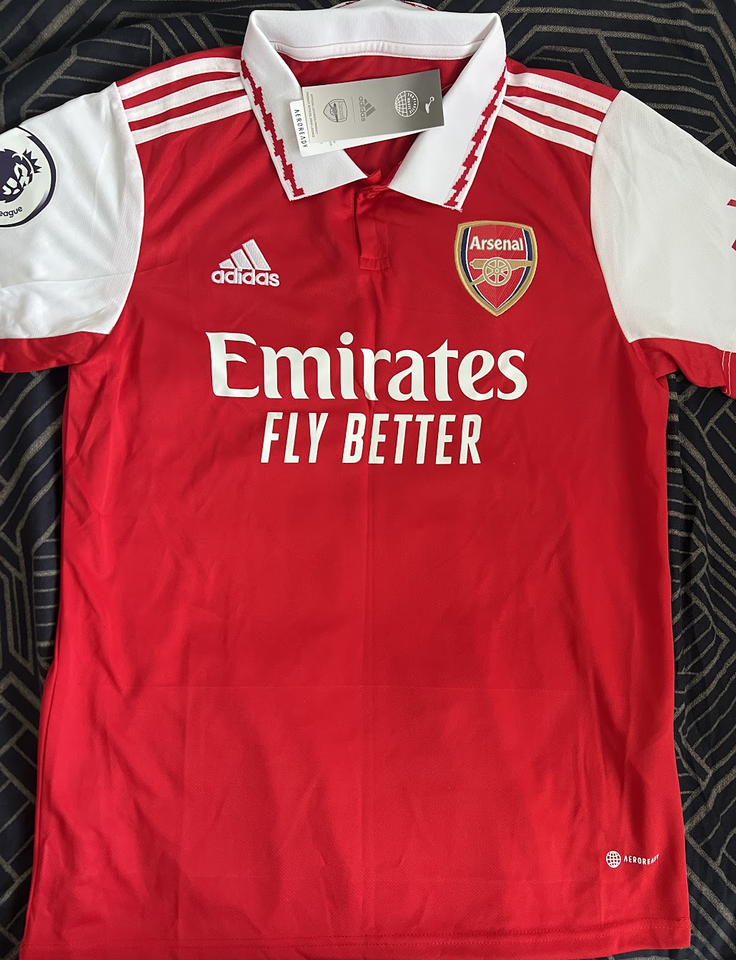 ZINCHENKO SIGNED ARSENAL SHIRT