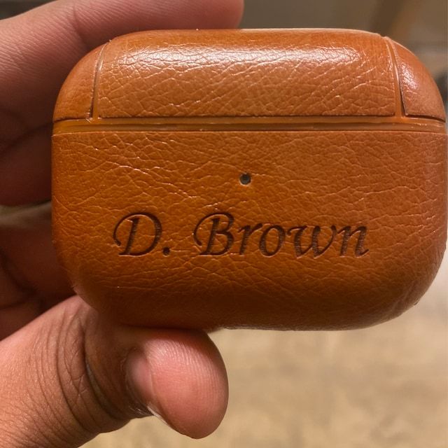 Personalized Engraved Leather AirPod Case with Clip Keychain | OFPod09