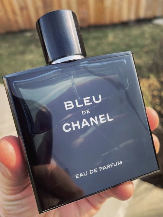 Chanel Azure men's Strong-flavored