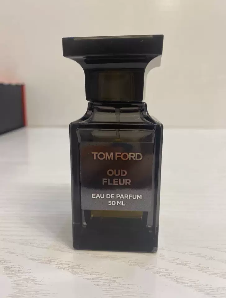 TOM FORD oud  fleur Strong-flavored perfume