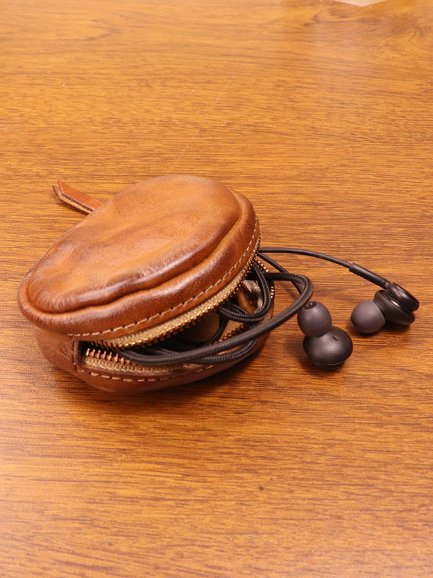 New cowhide coin purse retro handmade headphone bag