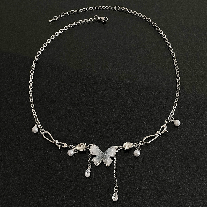 Blue Crystal Butterfly Clavicle Necklace| PERFECT GIFT🎁