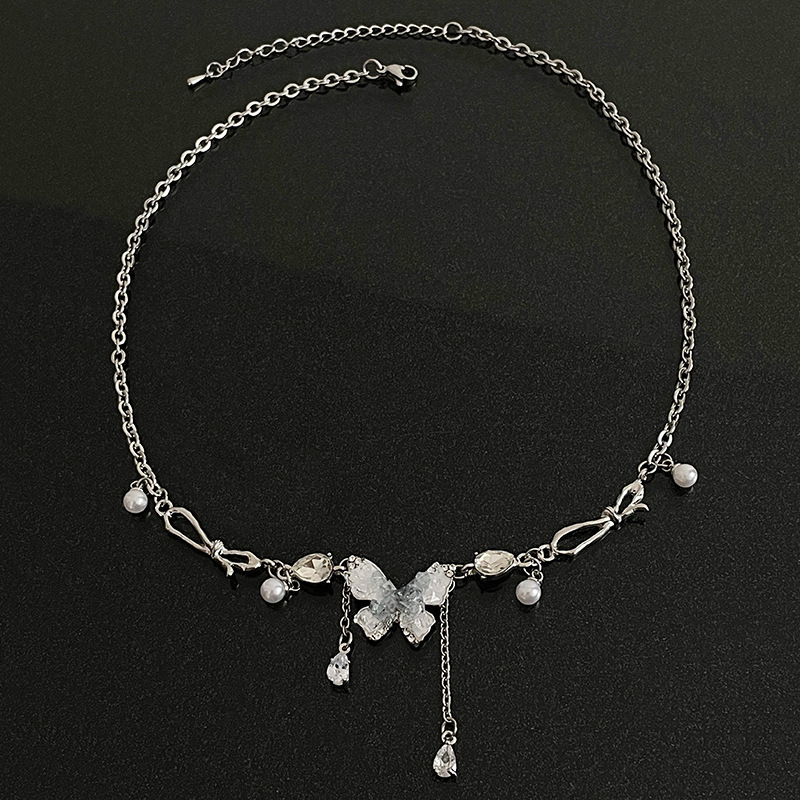 Blue Crystal Butterfly Clavicle Necklace| PERFECT GIFT🎁