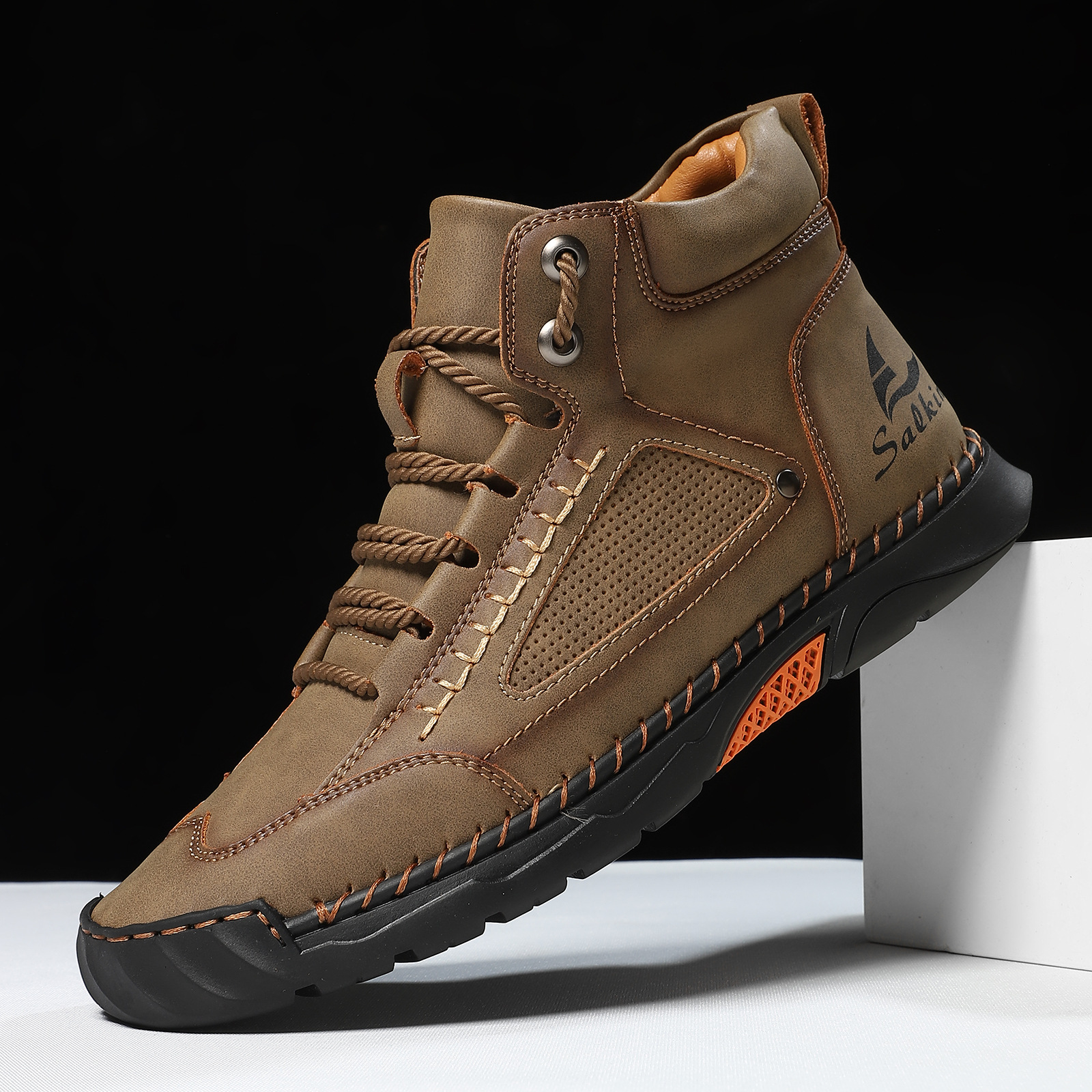 Men's hand-stitched flat boots