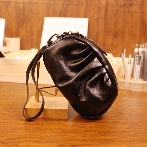 New style vegetable tanned leather retro wrinkled bag lipstick bag