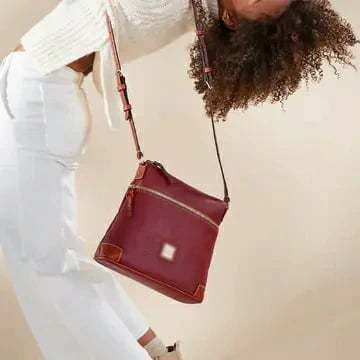 💥 Pebble Grain Crossbody