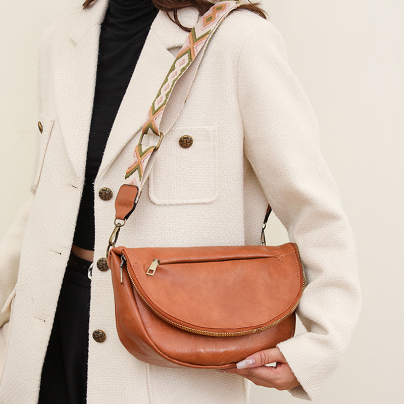 Retro Casual Simple Women's Chest Bag