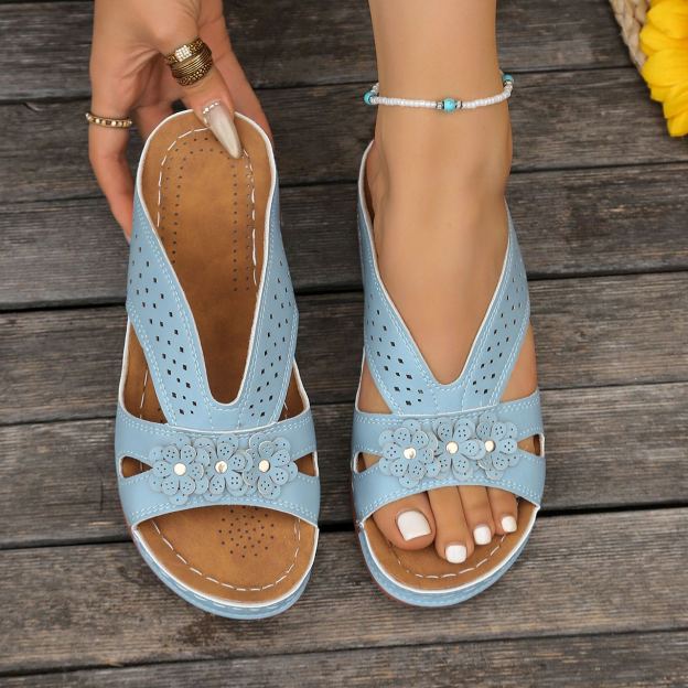 Wedge-heeled Thick-soled Hollow Rivet Flower Slippers