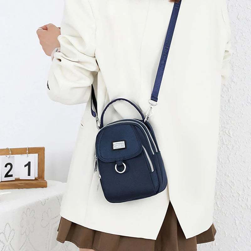 Waterproof shoulder bag for women