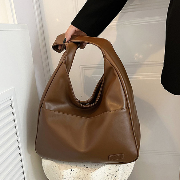 Soft Leather Commuting Tote Bag