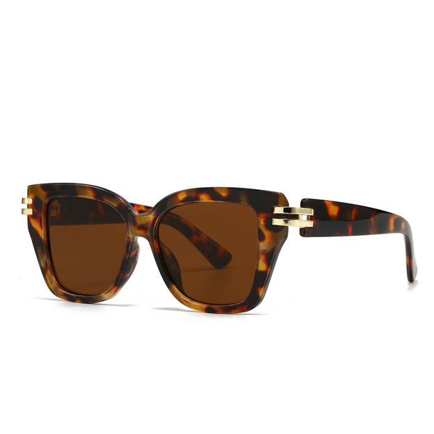 Stylish retro square flat-top sunglasses