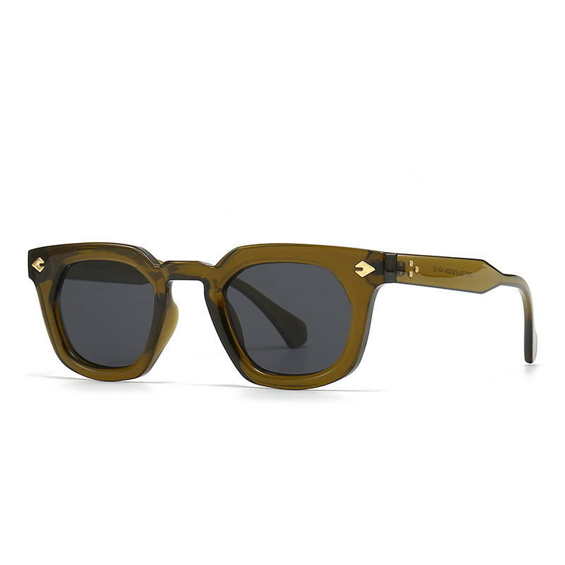 Modern retro oval decorative sunglasses