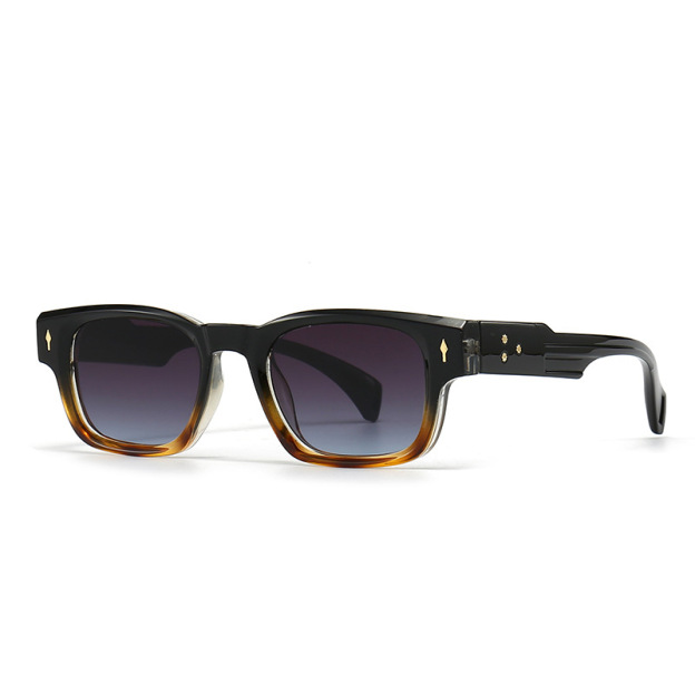 Charming Modern Retro Artistic Sunglasses
