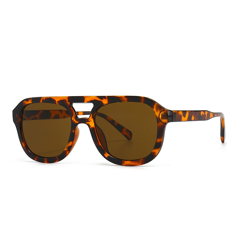 Retro-modern sunglasses