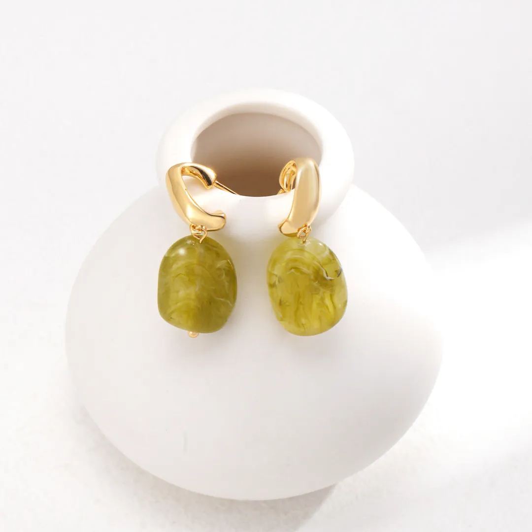 s925 silver green resin earrings