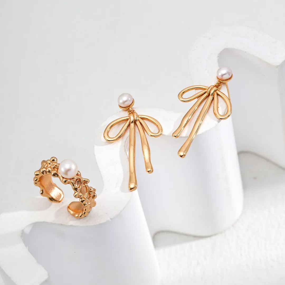 S925 silver natural pearl earrings