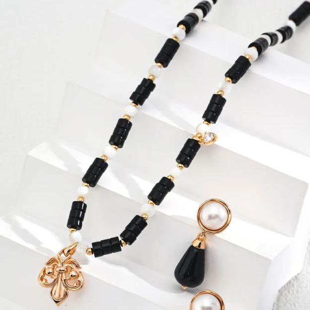 S925 sterling silver vintage black agate necklace