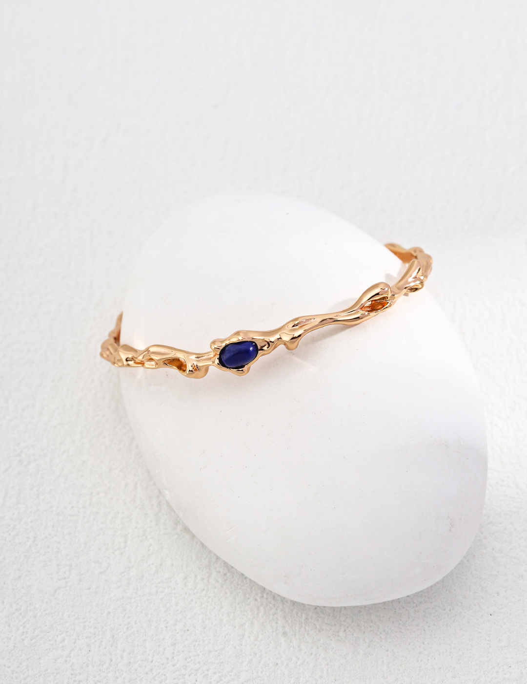 Sterling silver lapis lazuli bracelet