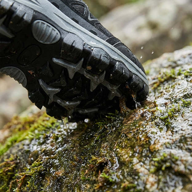 🌞Spring Awakening: 50% Off!⛰️ Ultra-Lightweight Outdoor Hiking Shoes for Men | Breathable, Slip-Resistant & Cushioned