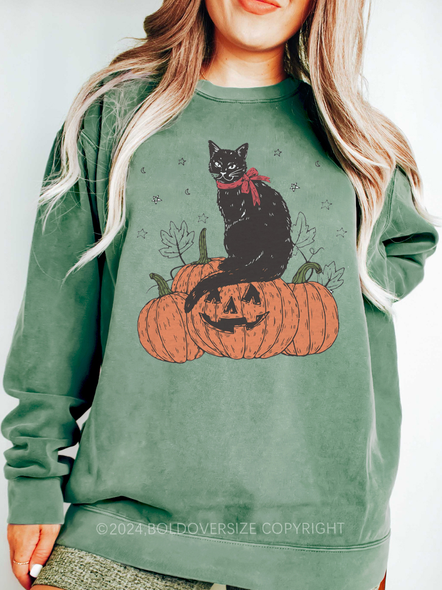 Vintage Halloween Cat Sweatshirt
