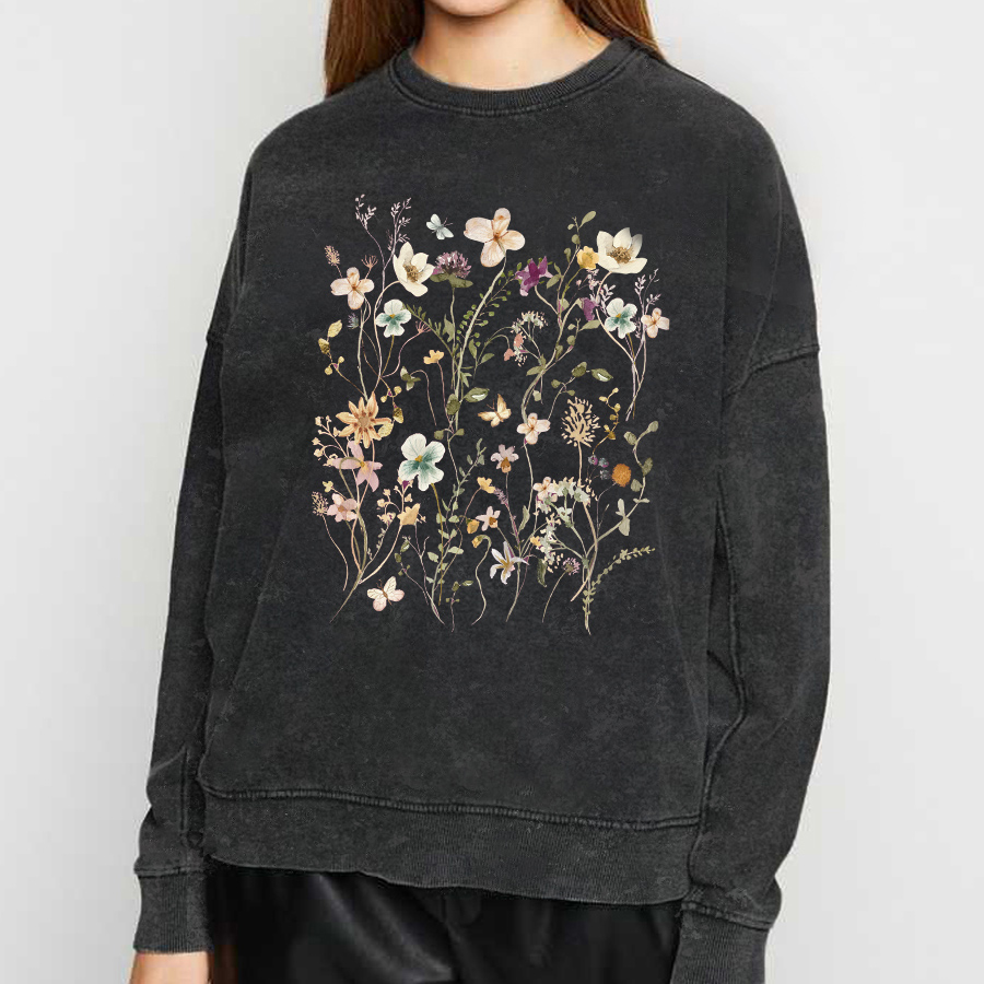 Vintage Boho Wildflowers Cottagecore Washed Sweatshirt