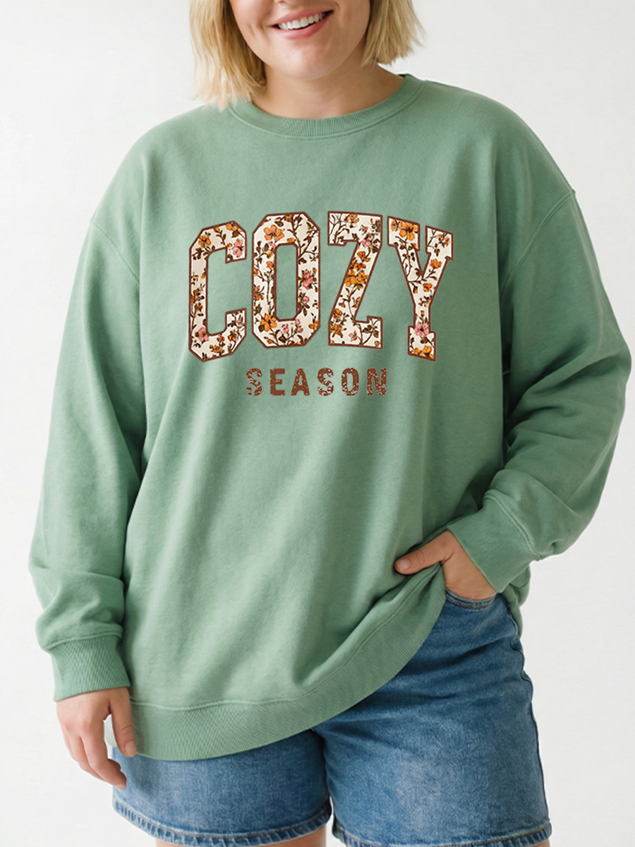 Vintage Cozy Season Graphic Sweatshirt