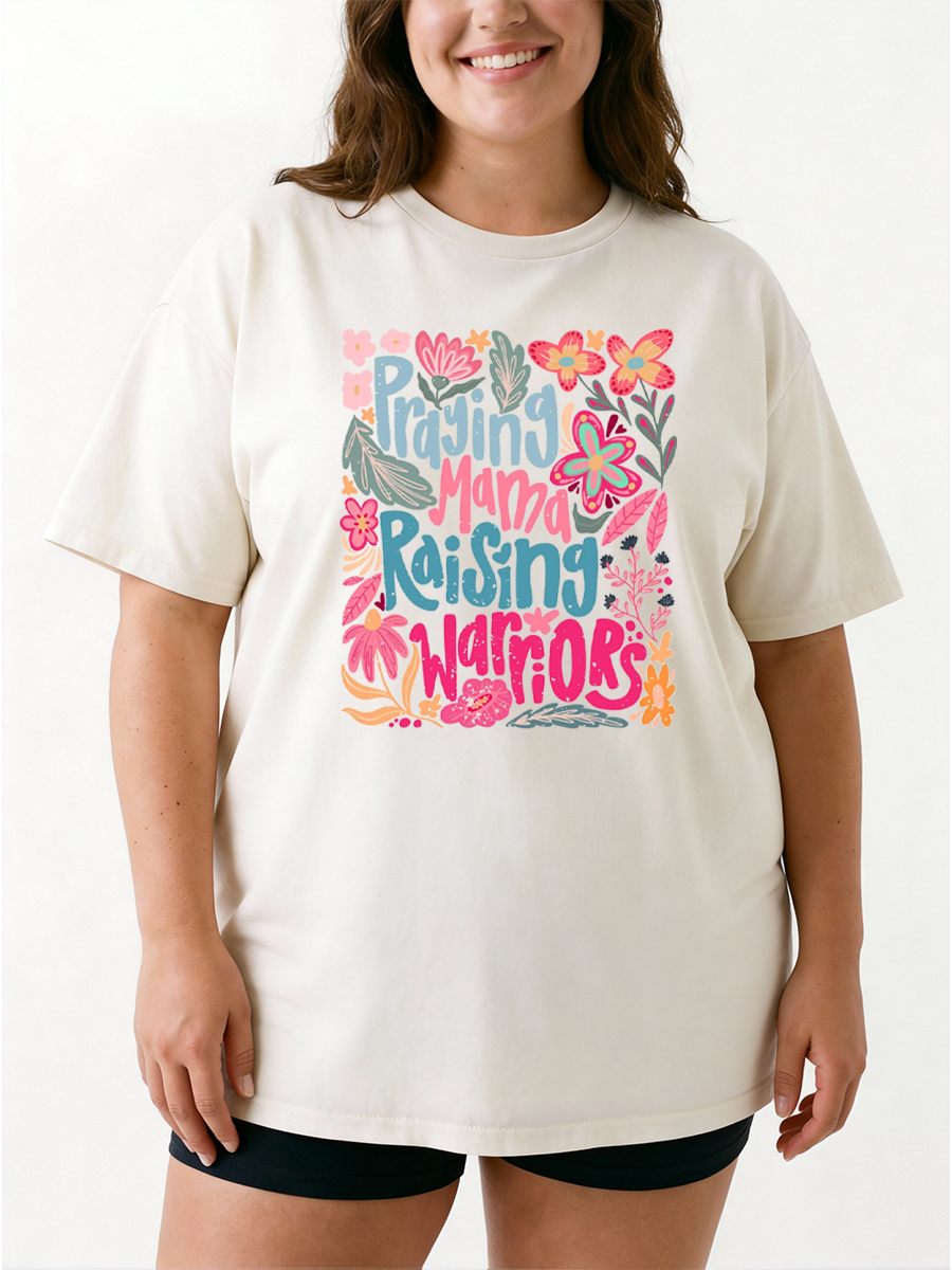 Vintage Praying Mama Raising Warriors Oversize Graphic Tee