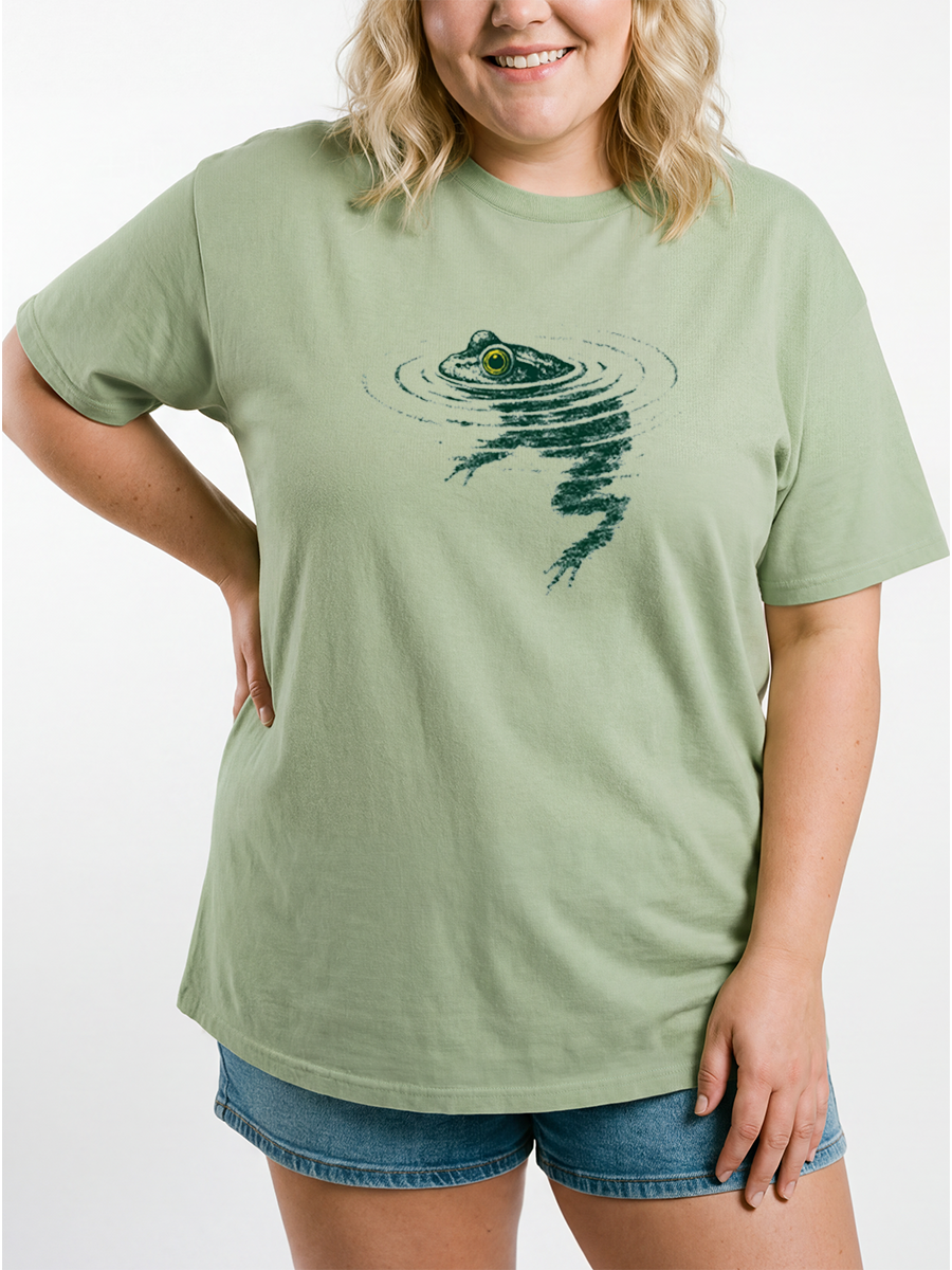 Vintage Frog Swimming Oversize Graphic Tee