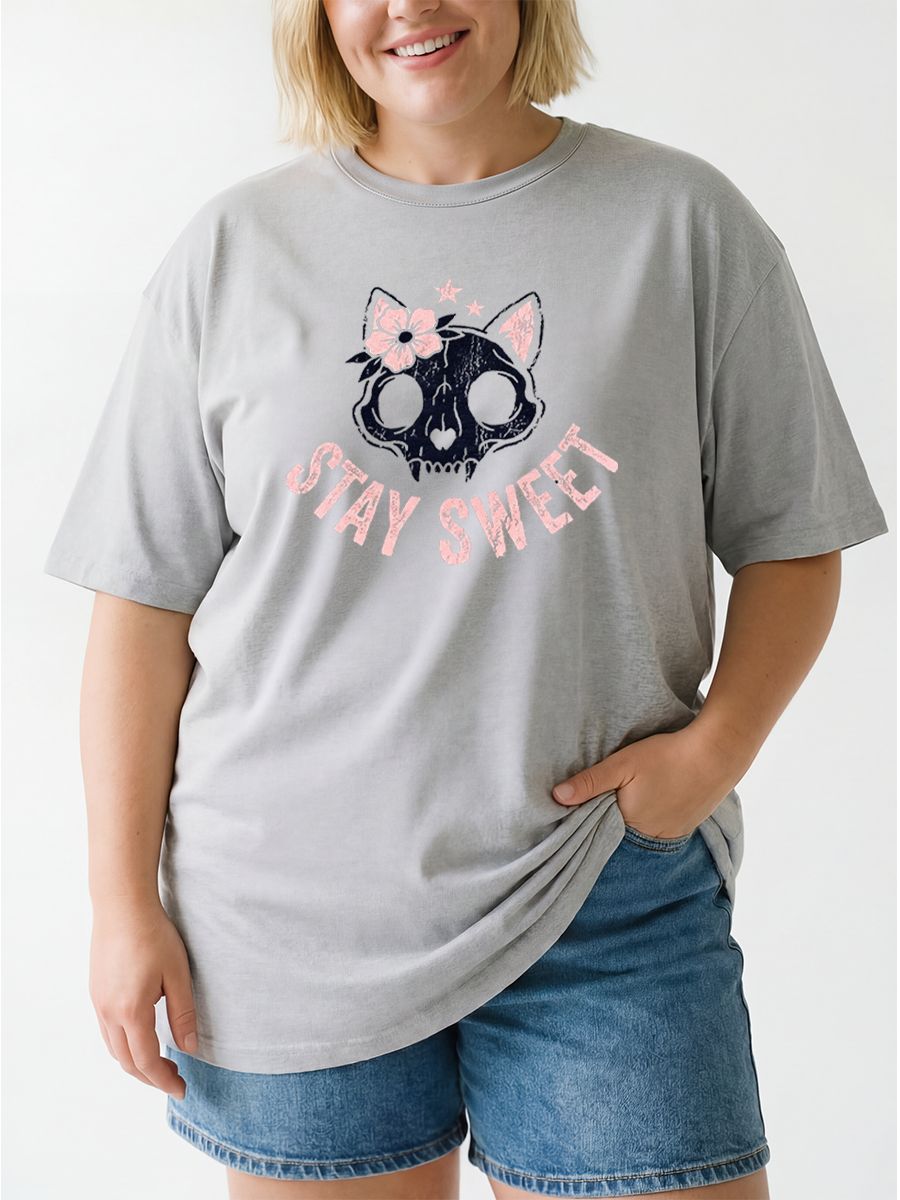 Vintage Stay Sweet Skull Cat Oversize Graphic Tee