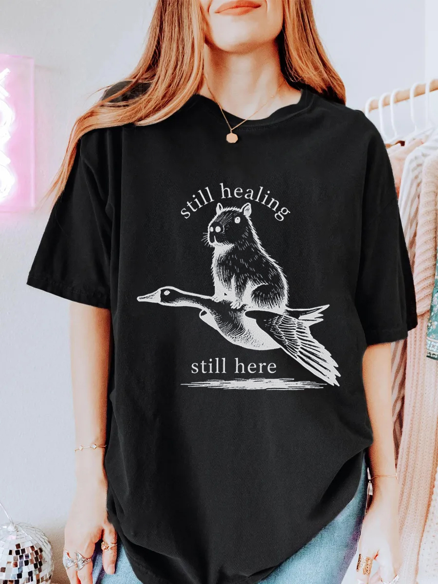 Vintage Still Healing，Still Here Oversize Graphic Tee