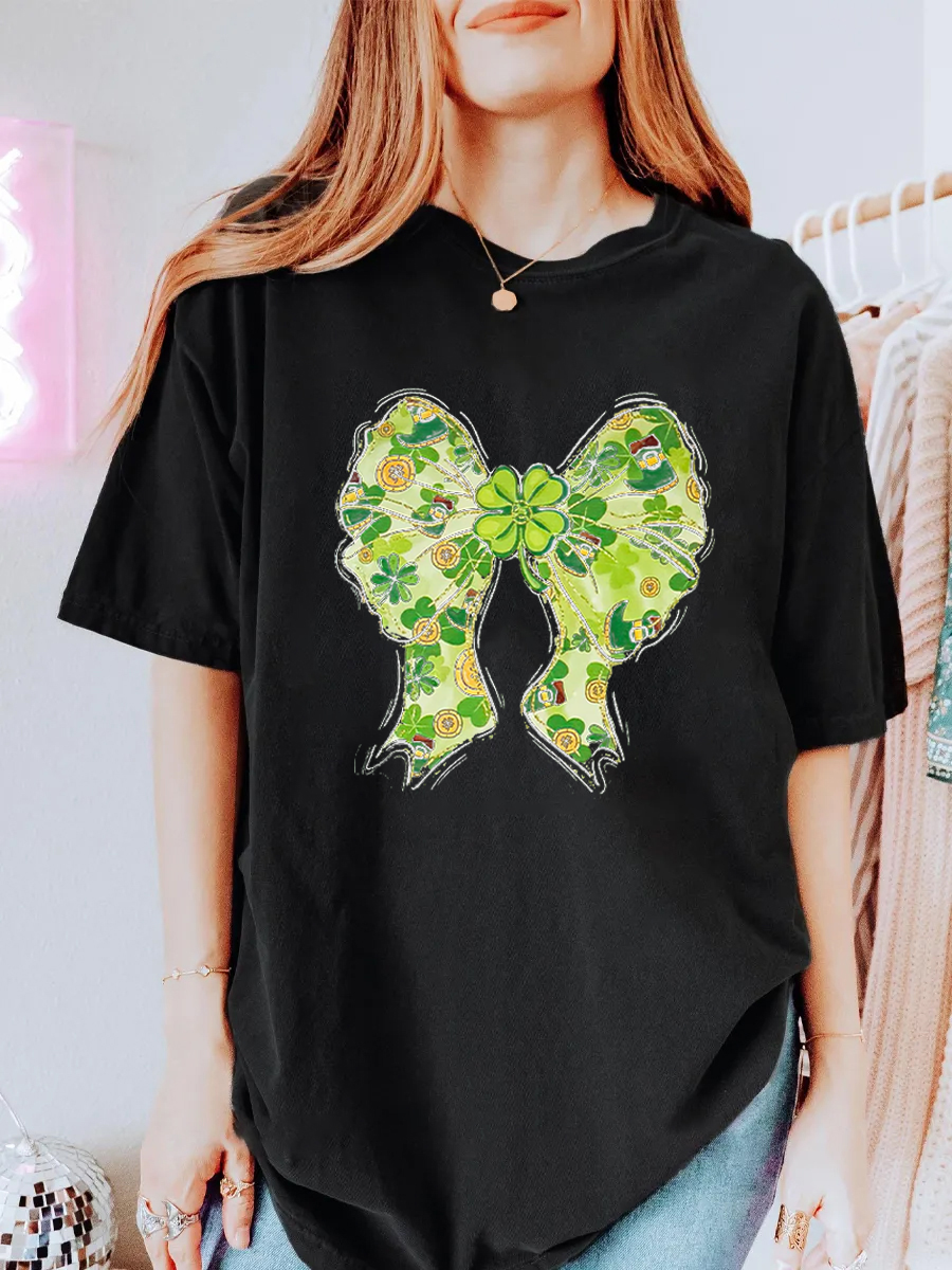 Vintage Lucky Green Bow Oversize Graphic Tee