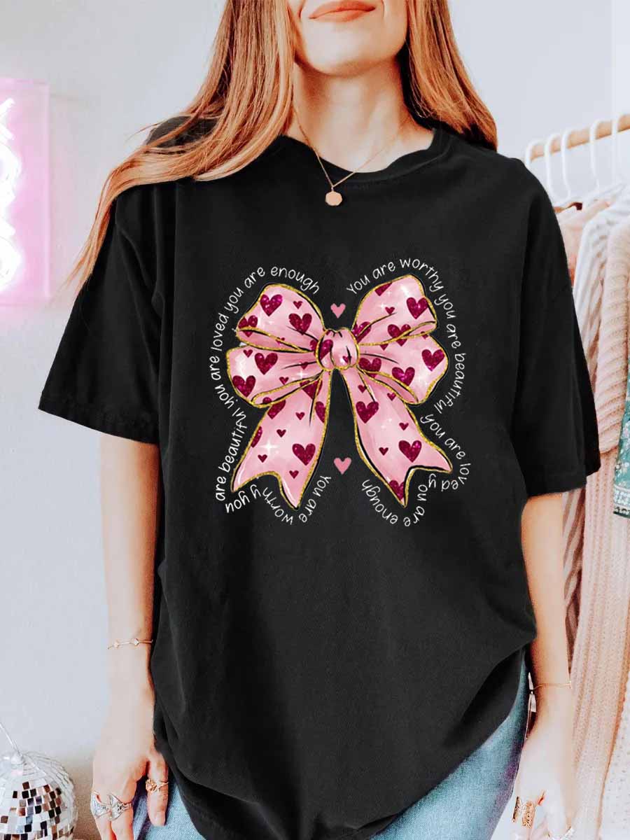 Vintage Valentine's Day Heart Coquette Bow Oversize Graphic Tee