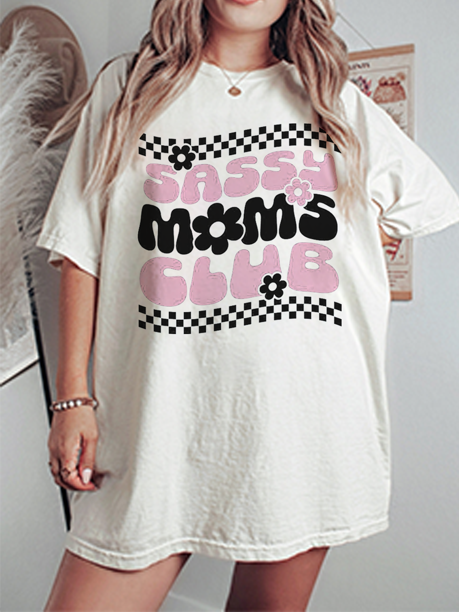 Vintage Sassy Moms Club Oversize Graphic Tee