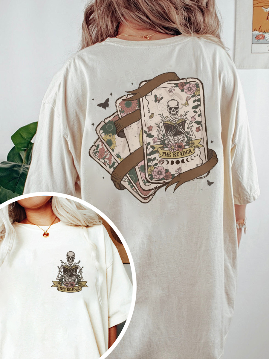 Vintage The Reader Tarot Card Skeleton Reading T-Shirt