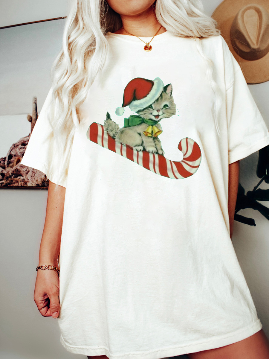 Plus Size Retro Christmas Cat T-shirt