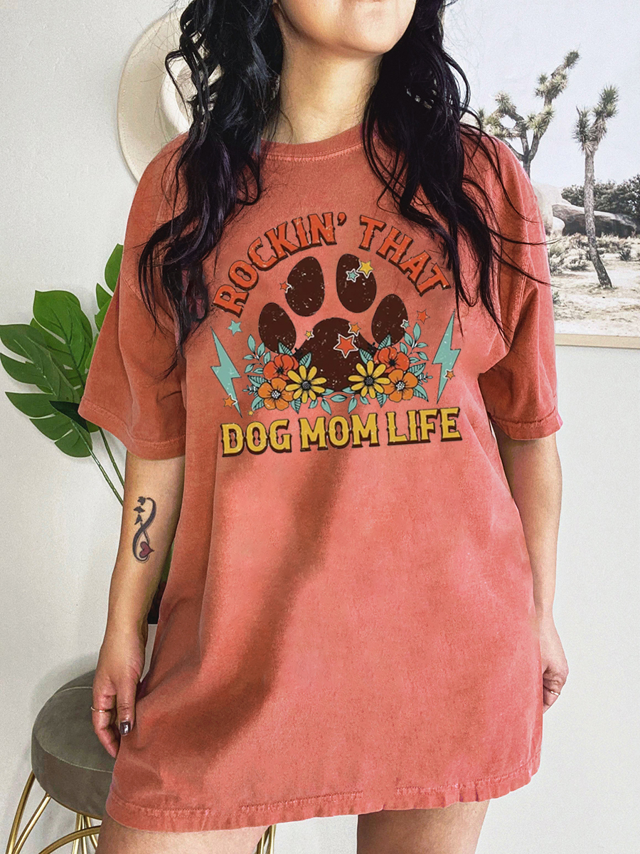 Dog Mom Plus Size T-Shirt