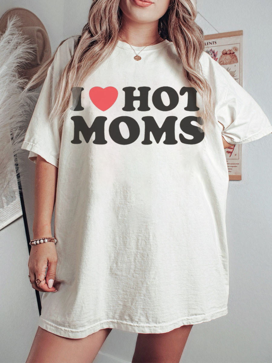 Vintage I Heart Hot Moms Tee