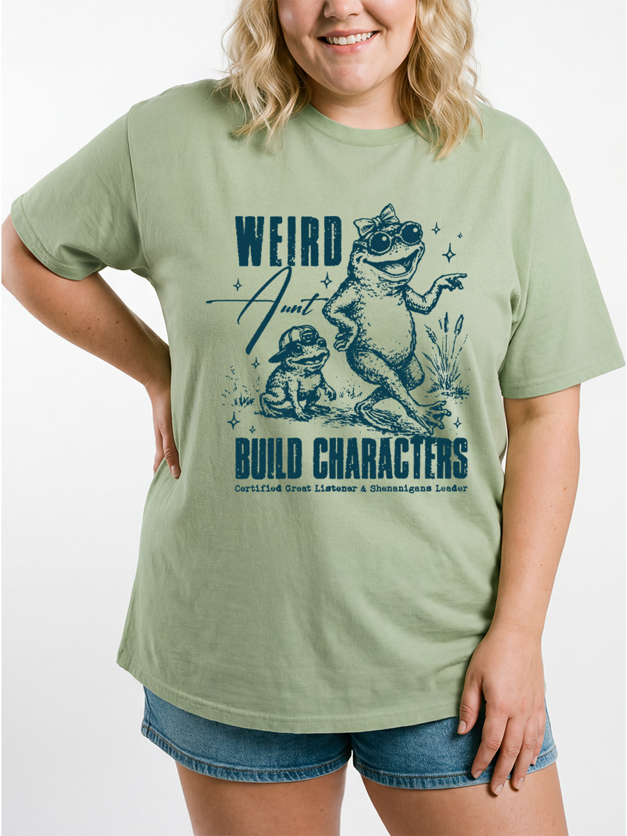 Vintage Weird Aunt Frog Build Characters Oversize Graphic Tee