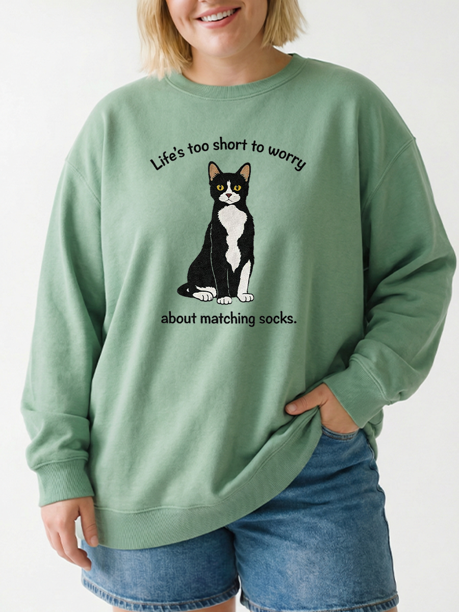 Vintage Life'S Too Short To Worry About Matching Socks Graphic Sweatshirt