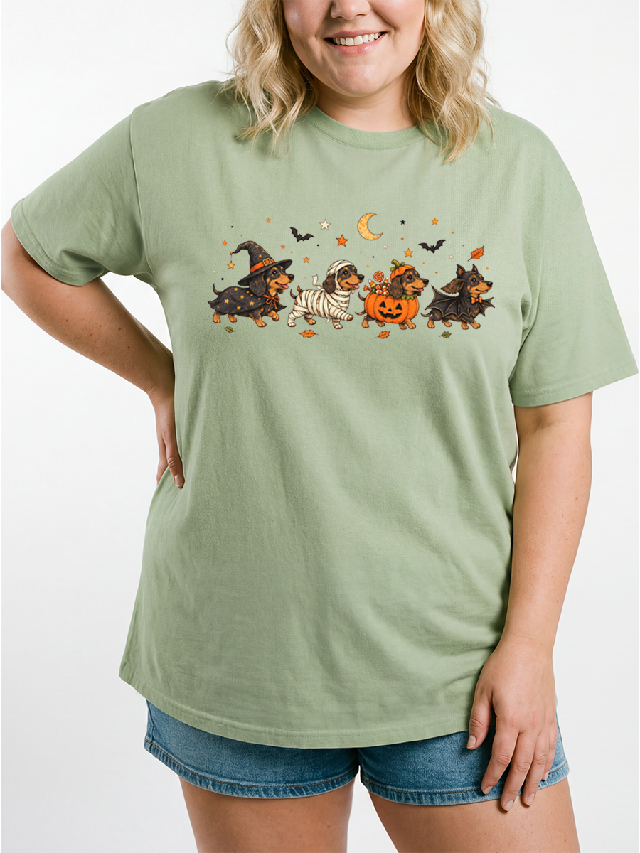 Vintage Cute Halloween Dachshund Dog Oversize Graphic Tee