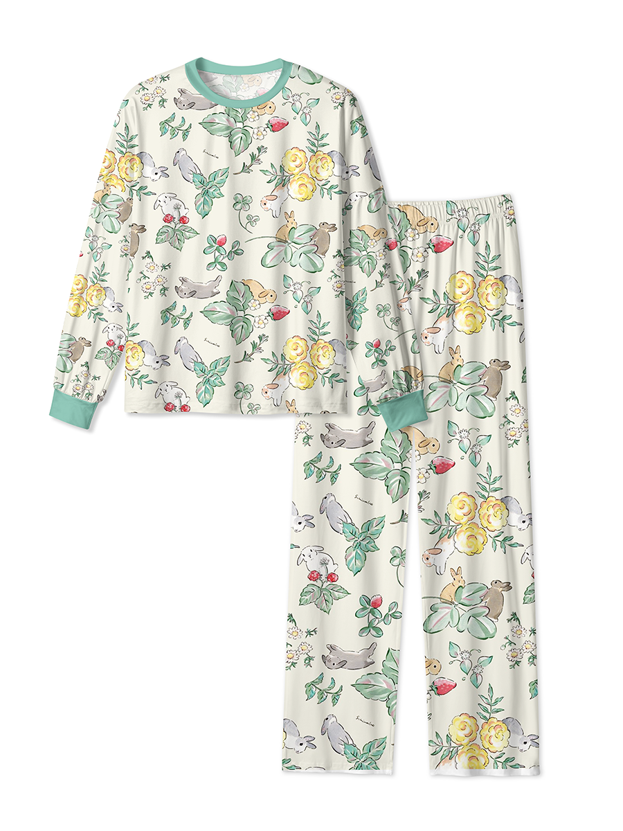 Vintage Pastoral Hand-Drawn Rabbits Strawberries And Florals Pajamas