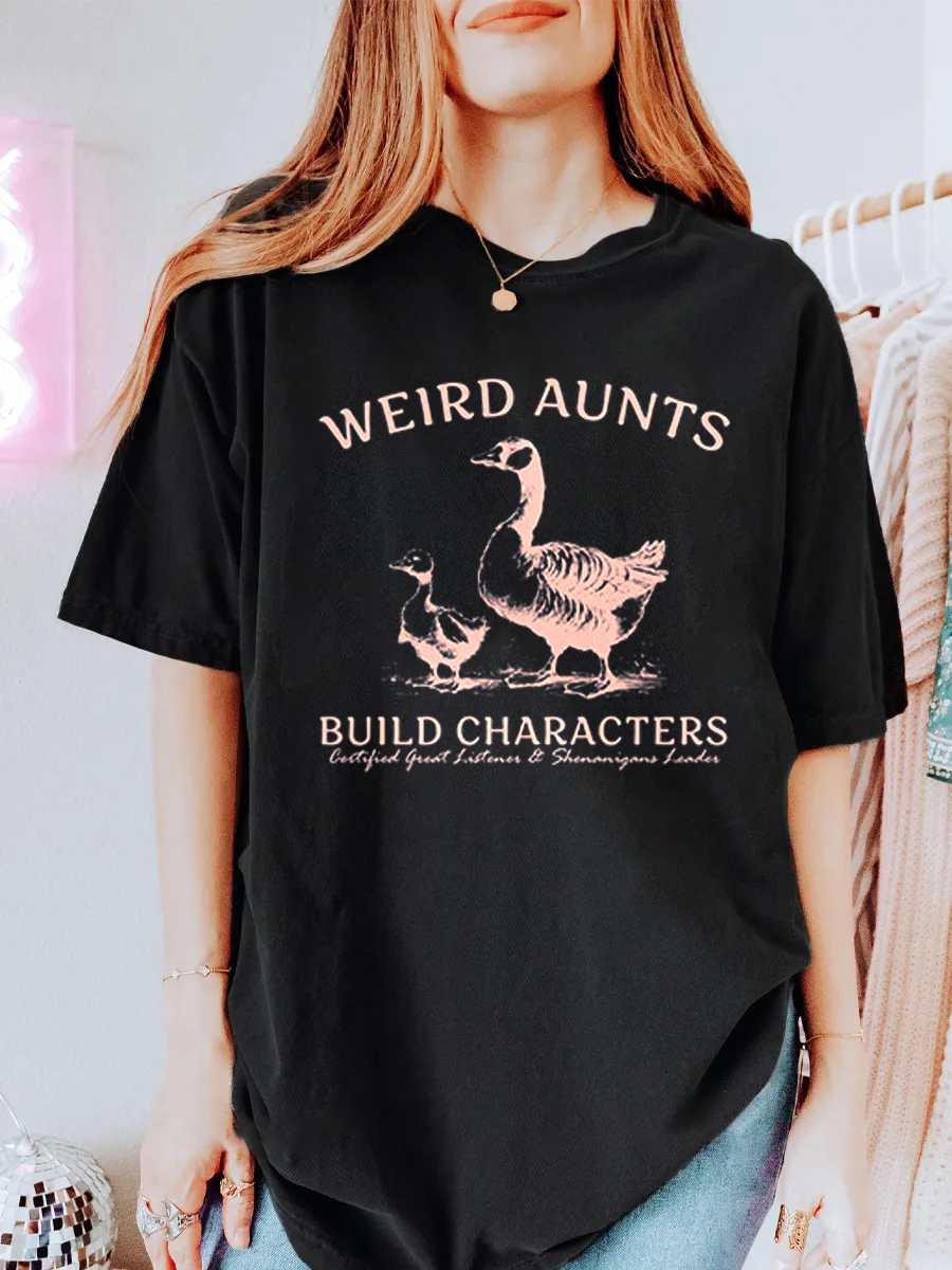 Vintage Weird Aunts Build Characters Oversize Graphic Tee