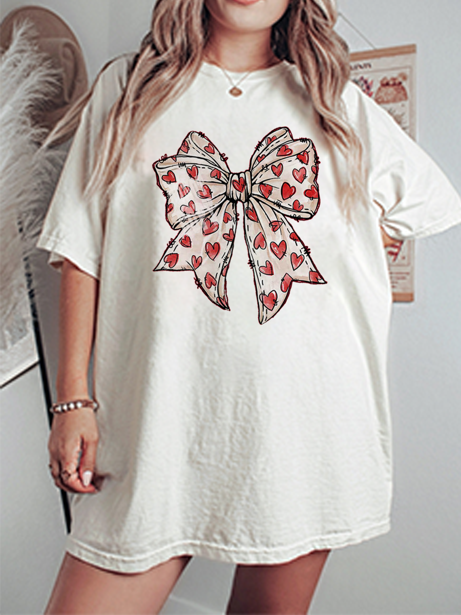 Vintage Coquette Bow Heart Oversize Graphic Tee